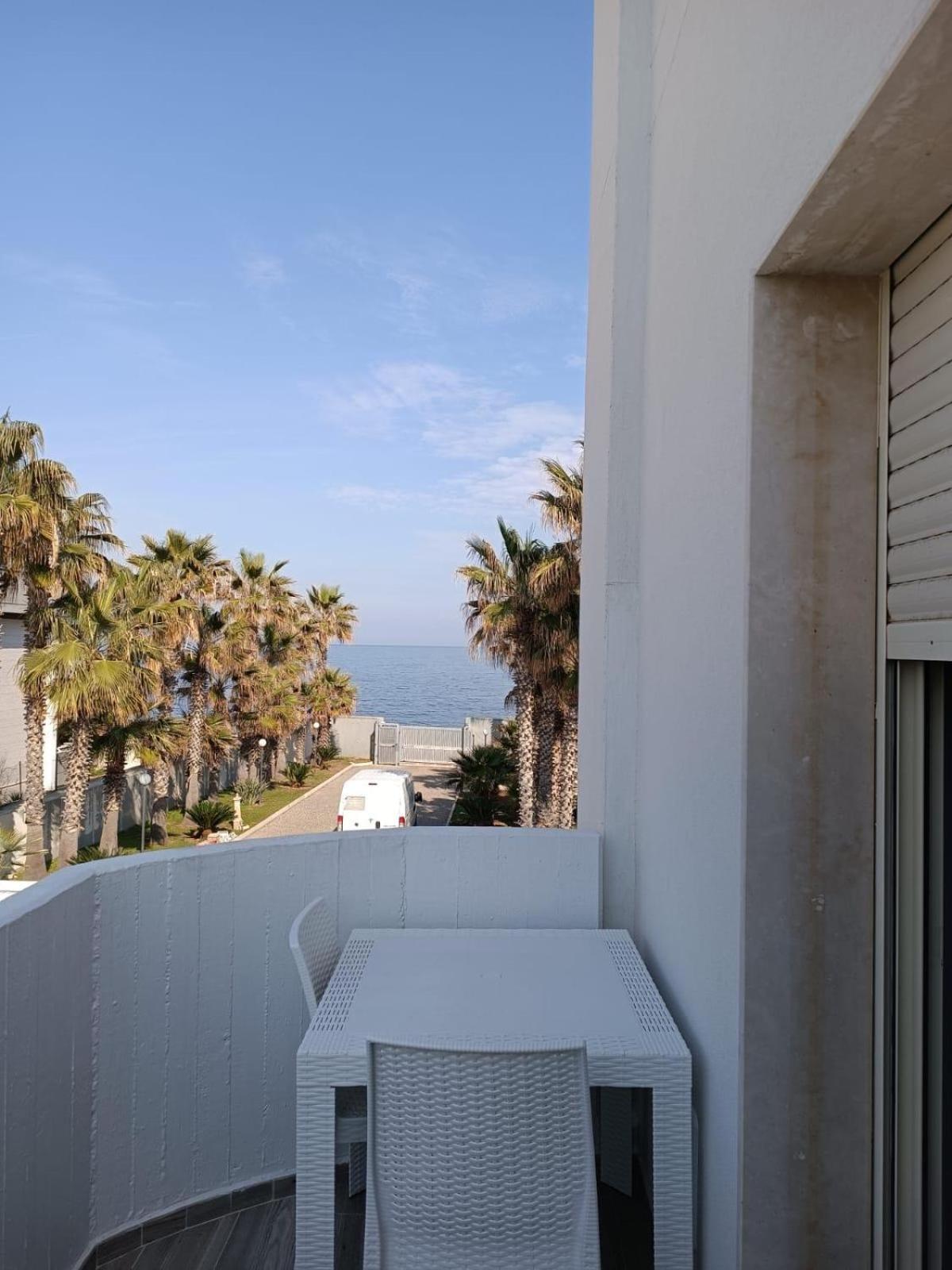 Bed and Breakfast Casa Al Mare Luxury Bari Zewnętrze zdjęcie